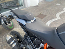 Carica l&#39;immagine nel visualizzatore di Gallery, KTM 1290 SUPER DUKE GT - 2023 - KM 15577