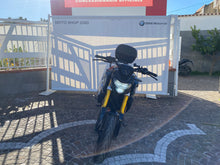 Carica l'immagine nel visualizzatore di Gallery, BMW G 310 R - 2024 - KM 16971