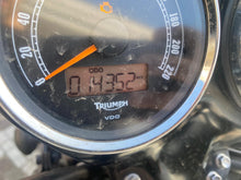 Carica l'immagine nel visualizzatore di Gallery, TRIUMPH SCRAMBLER 900 - 2015 - KM 14352