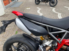 Carica l'immagine nel visualizzatore di Gallery, DUCATI HYPERMOTARD 950 - 2021 - KM 33110