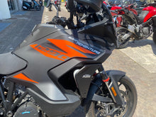 Carica l'immagine nel visualizzatore di Gallery, KTM 1290 SUPER ADVENTURE S - 2022 - KM 1301