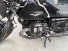 Carica l&#39;immagine nel visualizzatore di Gallery, MOTO GUZZI V7 III STONE - 2018 - KM 19981