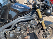 Carica l'immagine nel visualizzatore di Gallery, TRIUMPH SPEED TRIPLE 1050 - 2007 - KM 34097