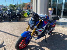 Carica l'immagine nel visualizzatore di Gallery, BMW F 900 R - 2025 - KM 11655