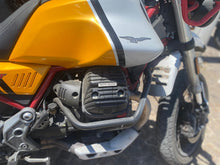 Carica l&#39;immagine nel visualizzatore di Gallery, MOTO GUZZI V85 TT - 2022 - KM 16525