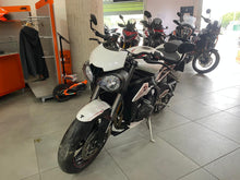 Carica l'immagine nel visualizzatore di Gallery, TRIUMPH STREET TRIPLE RS - 2019 - KM 6300