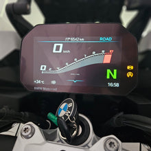 Carica l&#39;immagine nel visualizzatore di Gallery, BMW F 900 XR - 2025