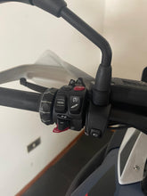 Carica l&#39;immagine nel visualizzatore di Gallery, BMW R 1250 GS - 2023 - KM 19429