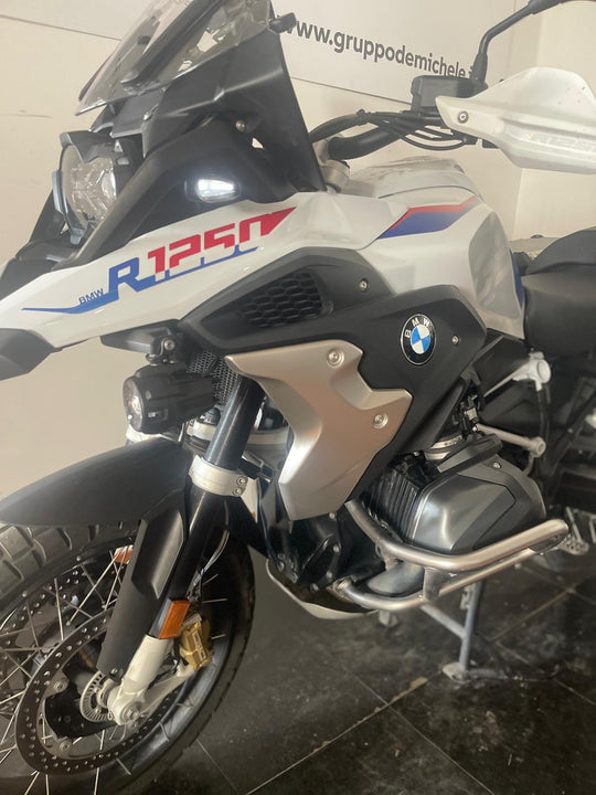 Bmw R 1250 GS  Proprietari: 2 Km: 41149 Immatricolato: 04/2021 Garanzia: 12 mesi
