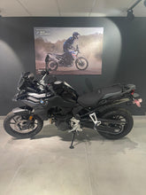Carica l&#39;immagine nel visualizzatore di Gallery, BMW F 800 GS