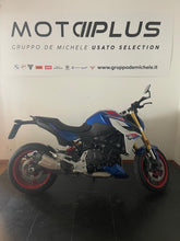 Carica l&#39;immagine nel visualizzatore di Gallery, BMW F 900 R - ANNO 2025 - KM 2355