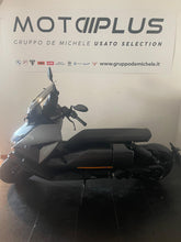 Carica l&#39;immagine nel visualizzatore di Gallery, BMW CE-04 - ANNO 2023 - KM 8459