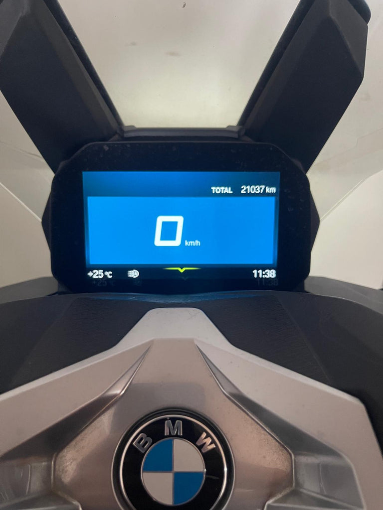 C 400 X - ANNO 2022 - KM 21037