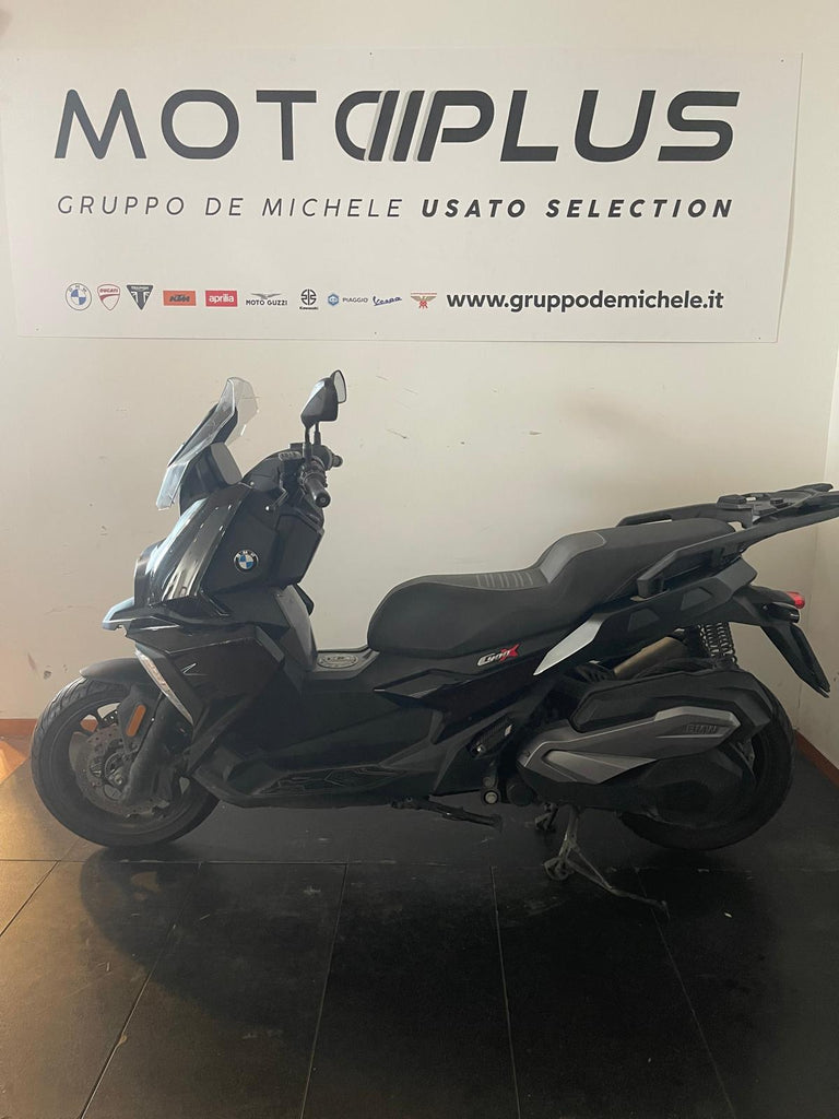 C 400 X - ANNO 2022 - KM 21037
