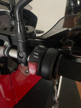 Carica l&#39;immagine nel visualizzatore di Gallery, BMW R 1200 GS ADV - ANNO 2017 - KM 68186