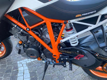 Carica l&#39;immagine nel visualizzatore di Gallery, KTM 1290 SUPER DUKE R SE - 2016 - KM 42271