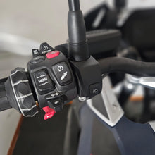 Carica l&#39;immagine nel visualizzatore di Gallery, BMW R 1250 GS - 2023 - KM 4682