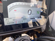 Carica l'immagine nel visualizzatore di Gallery, YAMAHA TRACER 7 GT -2026-KM 3695