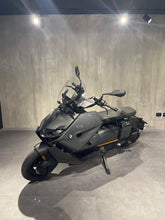 Carica l'immagine nel visualizzatore di Gallery, Bmw CE-04 ANNO 2023 - KM 22659
