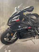 Carica l'immagine nel visualizzatore di Gallery, Bmw S 1000 RR - anno 2024 - km 5670