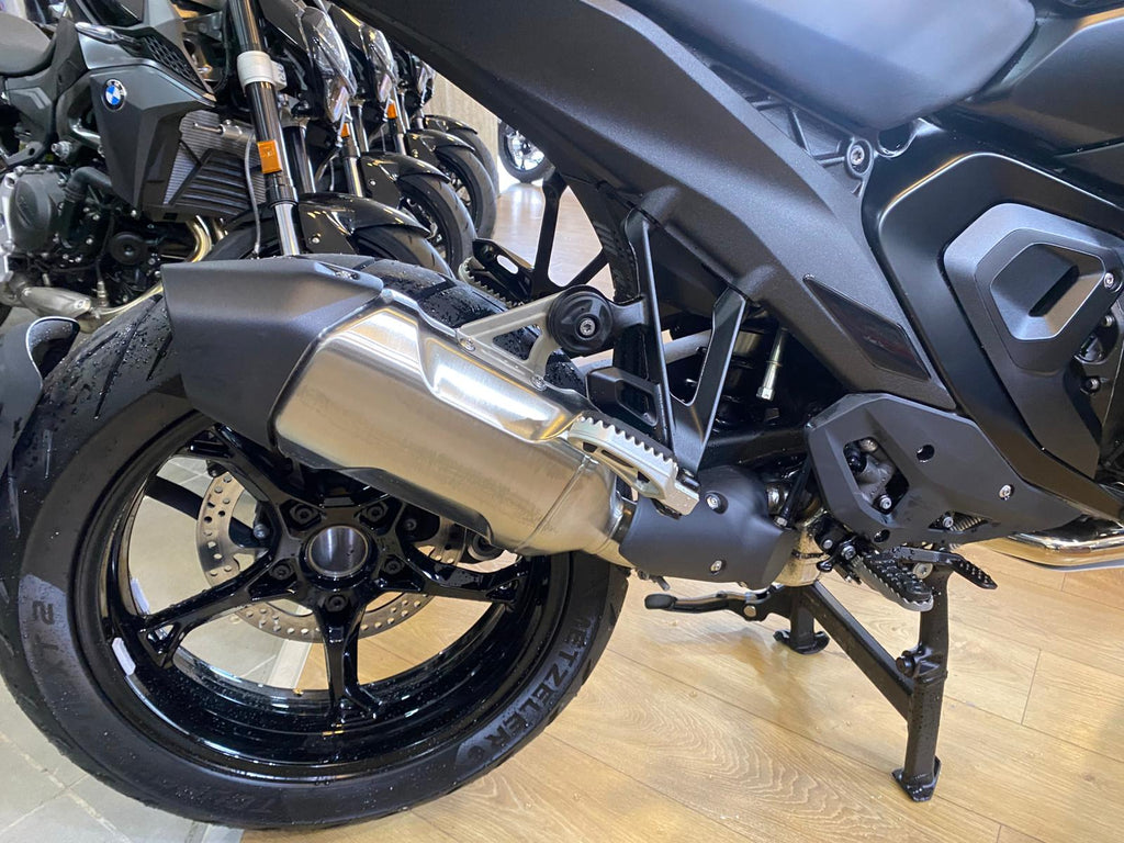 BMW R 1300 GS TRIPLE BLACK - 2025 - KM 1