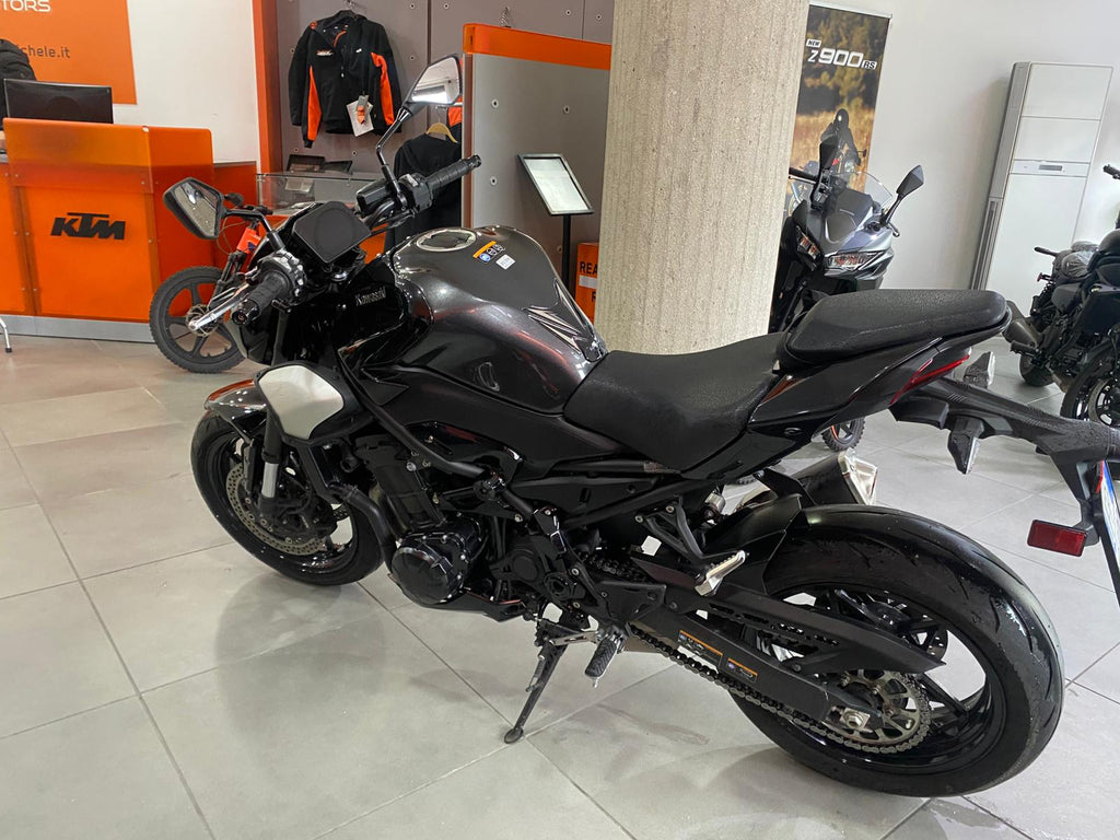 KAWASAKI Z 900 - 2025 - KM 10453