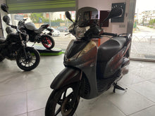 Carica l'immagine nel visualizzatore di Gallery, HONDA SH 300 - 2008 - KM 66426