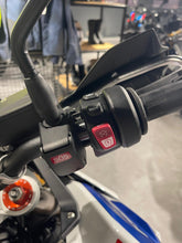 Carica l'immagine nel visualizzatore di Gallery, F 900 GS - ANNO 2024 - Km 1320
