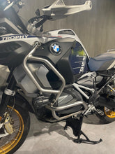 Carica l'immagine nel visualizzatore di Gallery, R 1250 GS ADV - ANNO 2023 - KM 15544