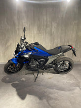 Carica l'immagine nel visualizzatore di Gallery, BMW R 1300 R - ANNO 2025