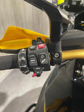 Carica l'immagine nel visualizzatore di Gallery, R 1250 GS - ANNO 2022 - KM 27310