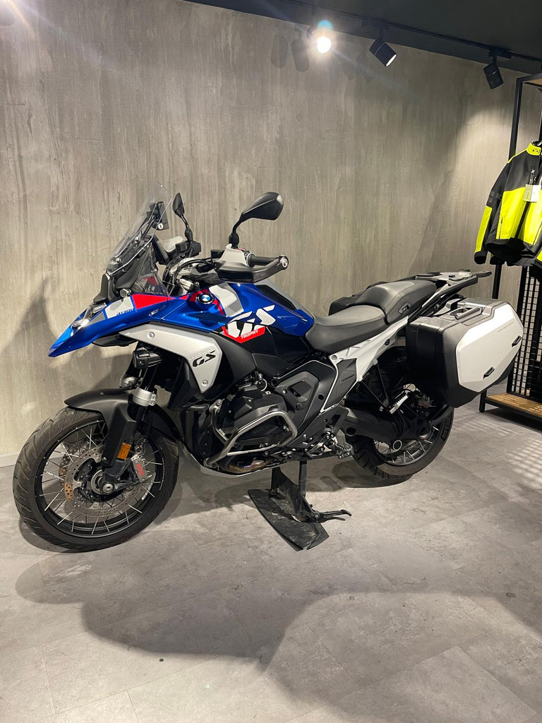 R 1300 GS - ANNO 2024 - KM 17189