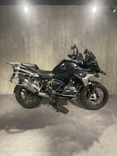 Carica l'immagine nel visualizzatore di Gallery, R 1250 GS - ANNO 2022 - KM 37470