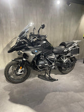 Carica l'immagine nel visualizzatore di Gallery, R 1250 GS - ANNO 2022 - KM 37470