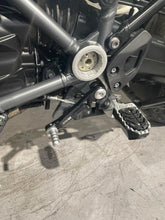 Carica l'immagine nel visualizzatore di Gallery, R 1250 GS Ultimate 100 th - anno 2023 - km 24157