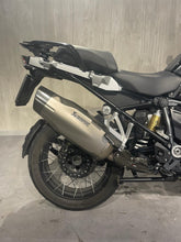 Carica l'immagine nel visualizzatore di Gallery, R 1250 GS Ultimate 100 th - anno 2023 - km 24157