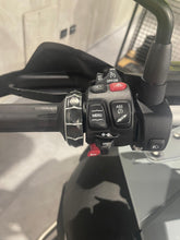 Carica l'immagine nel visualizzatore di Gallery, R 1250 GS ADV - ANNO 2020 - KM 47477