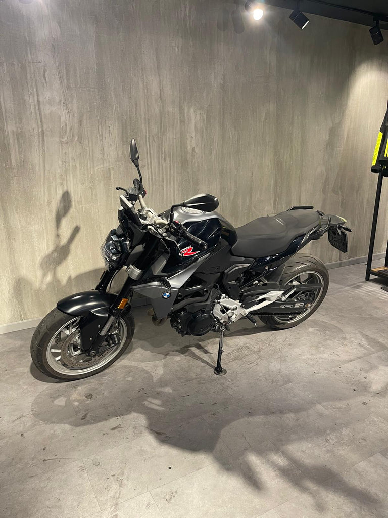 F 900 R - ANNO 2023 - KM 16035