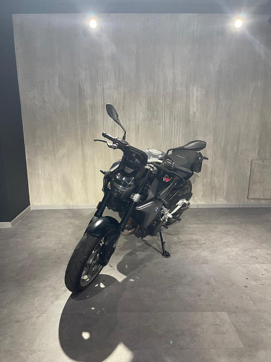 F 900 R - ANNO 2023 - KM 16035
