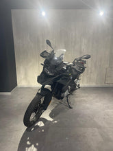 Carica l'immagine nel visualizzatore di Gallery, F 850 GS- ANNO 2023 - KM 9042