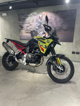 Carica l'immagine nel visualizzatore di Gallery, F 900 GS - ANNO 2026