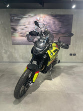 Carica l'immagine nel visualizzatore di Gallery, F 900 GS - ANNO 2026