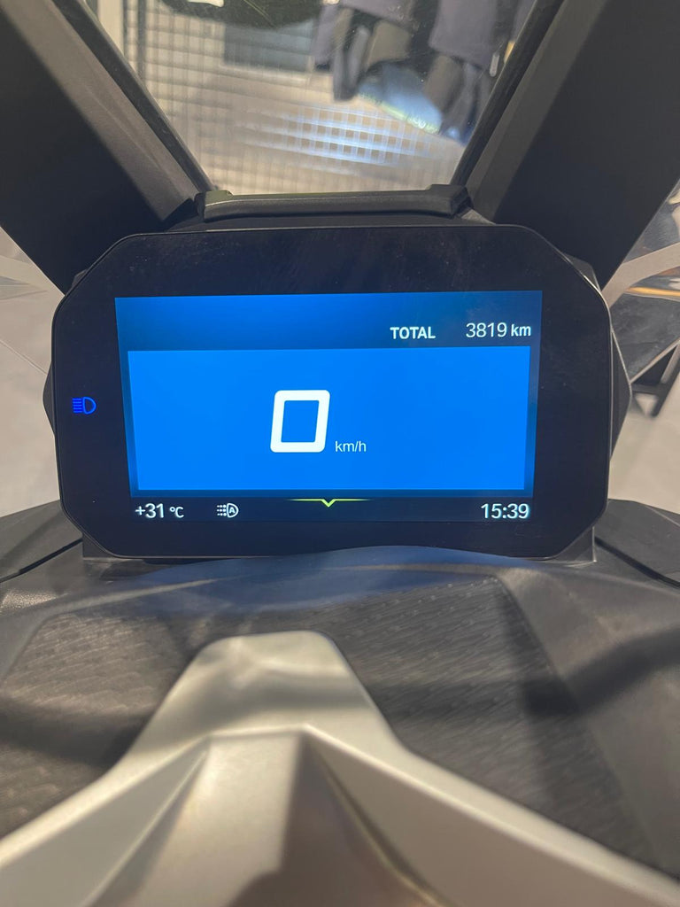 C 400 X - ANNO 2022 - KM 3819