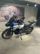 Carica l'immagine nel visualizzatore di Gallery, R 1300 GS ADV - ANNO 2025 - KM 3036