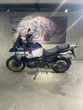 Carica l'immagine nel visualizzatore di Gallery, R 1300 GS ADV - ANNO 2025 - KM 3036