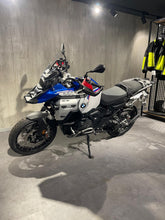 Carica l'immagine nel visualizzatore di Gallery, R 1300 GS ADV - ANNO 2024 - KM 23860