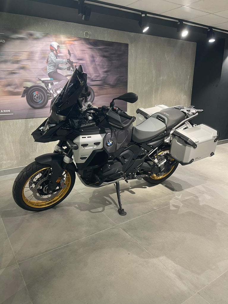 R 1300 GS ADV - ANNO 2026 - KM 7065