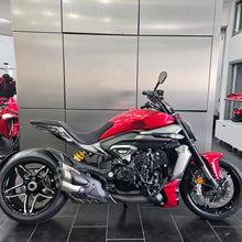 Carica l'immagine nel visualizzatore di Gallery, DUCATI XDIAVEL V4 - 2026 - KM 0