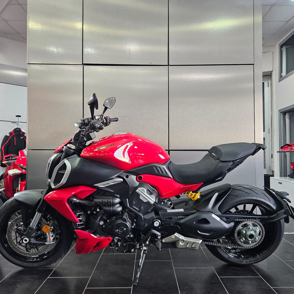 DUCATI DIAVEL V4 - 2026 - KM 898