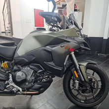 Carica l'immagine nel visualizzatore di Gallery, Ducati Multistrada V2S - 2026 - KM 663